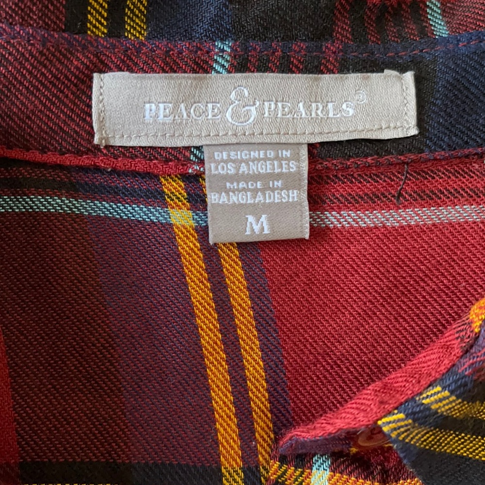 Peace & Pearls Plaid 3/4-Half Sleeve Button Shirt - Picture 11 of 12